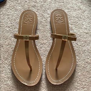 Tory Burch Leigh Anne flat thong sandal 7.5